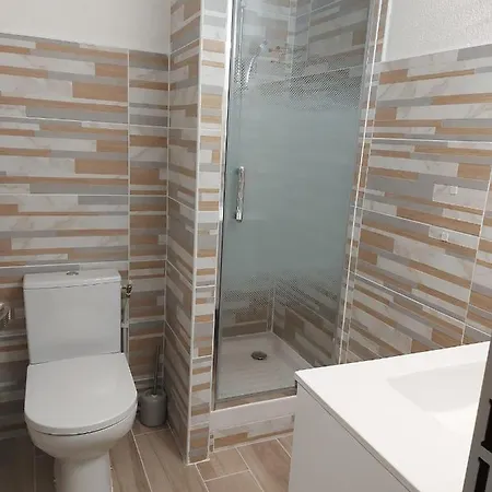 T2 4 Pers, Renove En Bord De Plage , Clim Et Parking Classe 2 Etoiles Sete Exterior photo