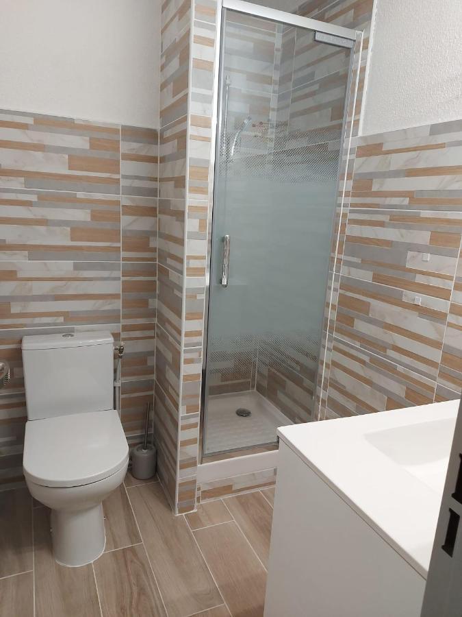 Apartment T2 4 Pers, Renove En Bord De , Clim Et Parking Classe 2 Etoiles Sete